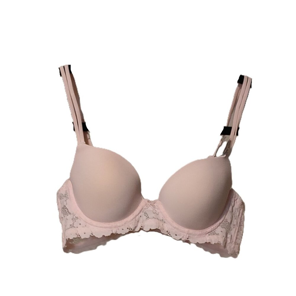 No Boundaries Pastel Light Pink Lacy Two-Strap T-Shirt Bra 32B New with Tags NTW